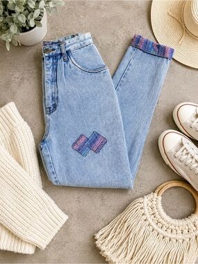 Vintage 90s Southwestern High Rise Mom Jeans